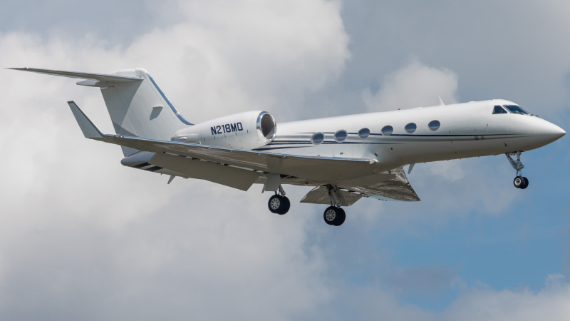 Photo of N218MD - PRIVATE Gulfstream IV at HOU on AeroXplorer Aviation Database