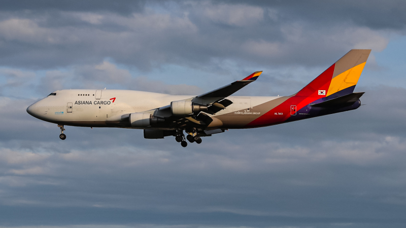 Photo of HL7413 - Asiana Airlines Cargo Boeing 747-400F at SIN on AeroXplorer Aviation Database