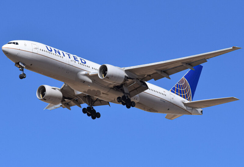 Photo of N772UA - United Airlines Boeing 777-200 at DEN on AeroXplorer Aviation Database