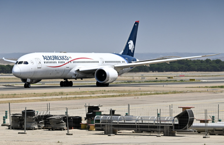 Photo of XA-ADH - Aeromexico Boeing 787-9 at MAD on AeroXplorer Aviation Database