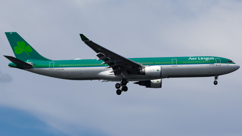 Photo of EI-DUZ - Aer Lingus Airbus A330-300 at JFK on AeroXplorer Aviation Database