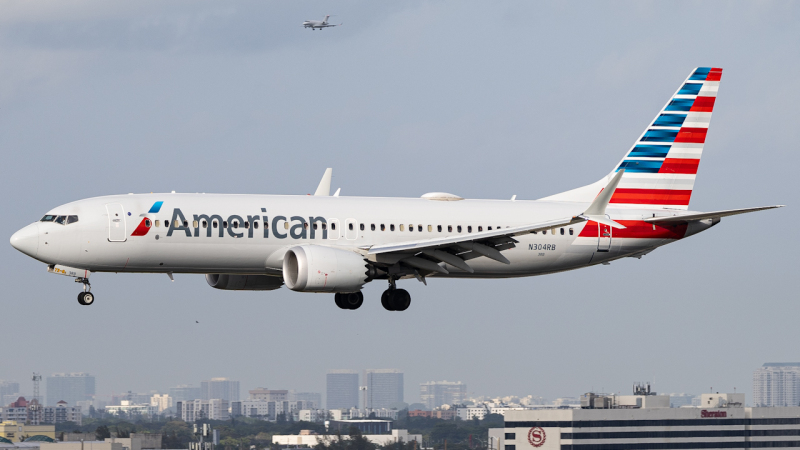 Photo of N304RB - American Airlines Boeing 737 MAX 8 at MIA on AeroXplorer Aviation Database