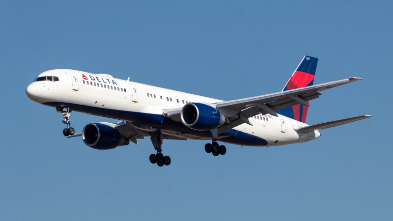 American Airlines Becomes First Official Sponsor at New LA Rams