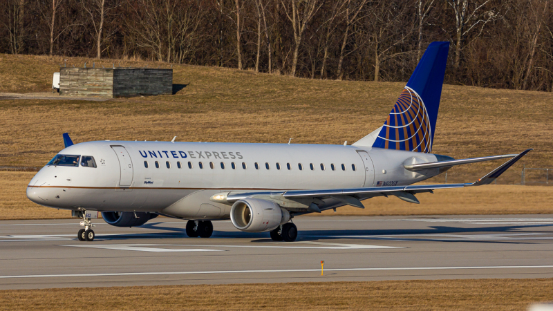 Photo of N602UX - United Airlines Embraer E175 at CMH on AeroXplorer Aviation Database