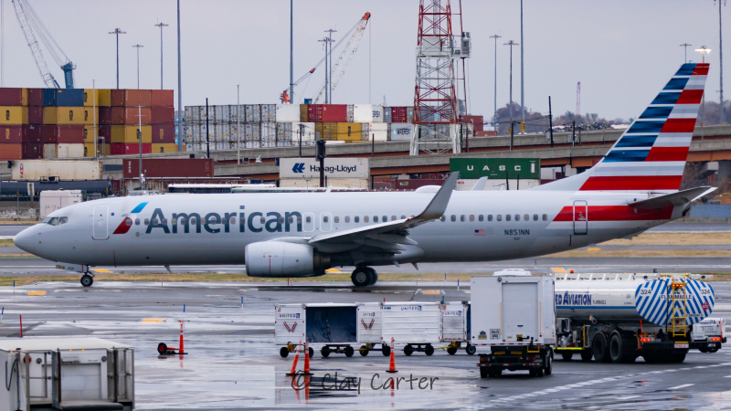 Photo of N851NN - American Airlines Boeing 737-800 at EWR on AeroXplorer Aviation Database