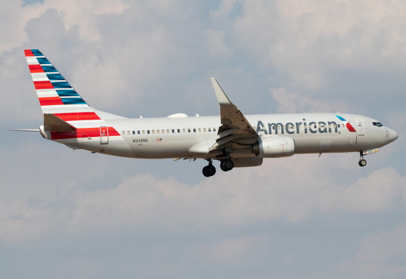 Photo of N948NN - American Airlines Boeing 737-800 at SAT on AeroXplorer Aviation Database
