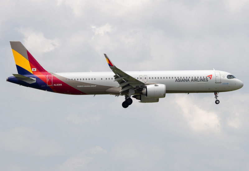 Photo of HL8399 - Asiana Airlines Airbus A321NEO at SGN on AeroXplorer Aviation Database