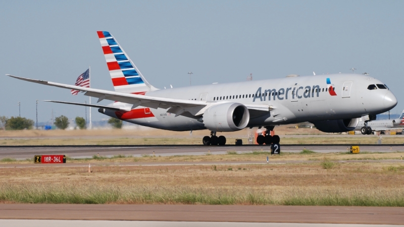 Photo of N811AB - American Airlines Boeing 787-8 at DFW on AeroXplorer Aviation Database