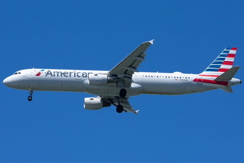 Photo of N150UW - American Airlines Airbus A321-200 at SFO on AeroXplorer Aviation Database