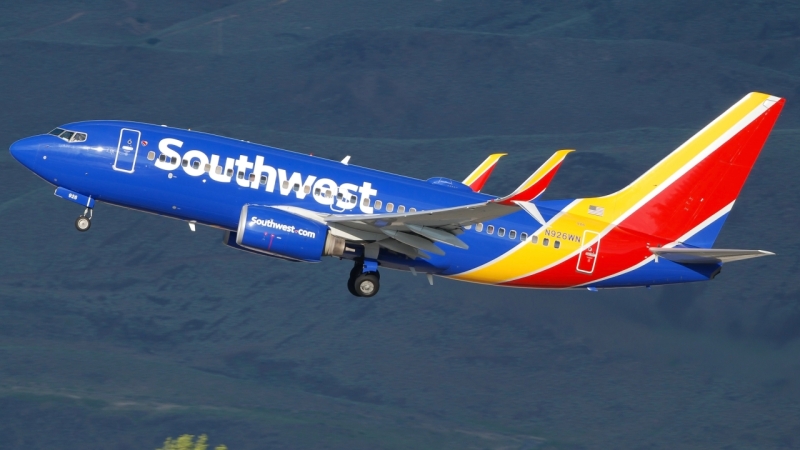 Photo of N926WN - Southwest Airlines Boeing 737-700 at RNO on AeroXplorer Aviation Database