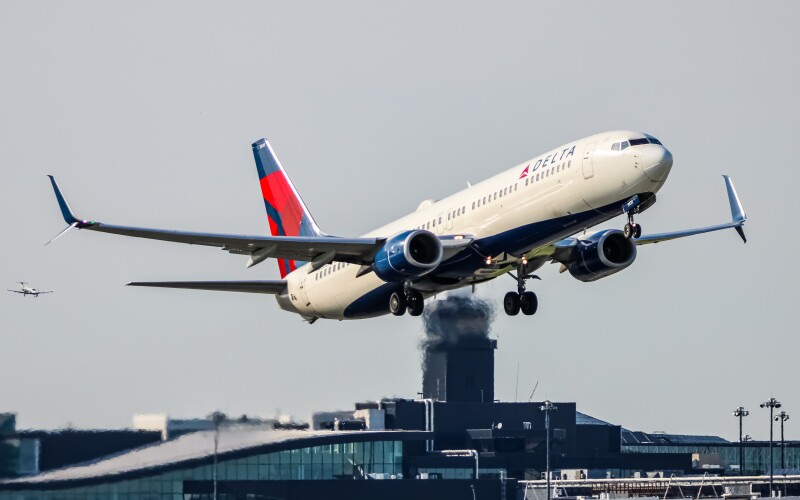 Photo of N835DN - Delta Airlines Boeing 737-900ER at BWI on AeroXplorer Aviation Database