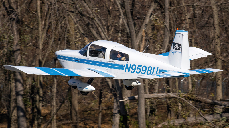 Photo of N9598U - PRIVATE Grumman American AA-5A at CGS on AeroXplorer Aviation Database