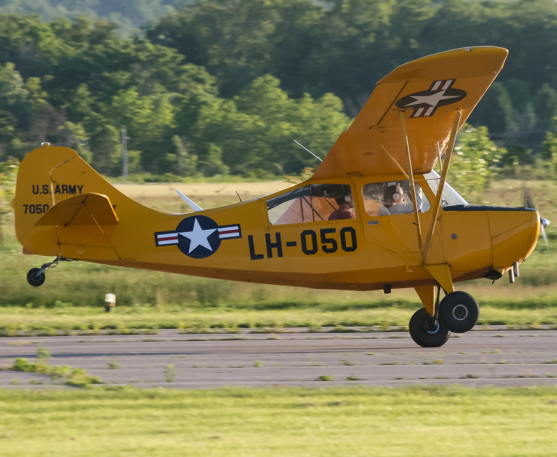 Photo of C-GTZT - PRIVATE Aeronca 7BCM at CZBA on AeroXplorer Aviation Database