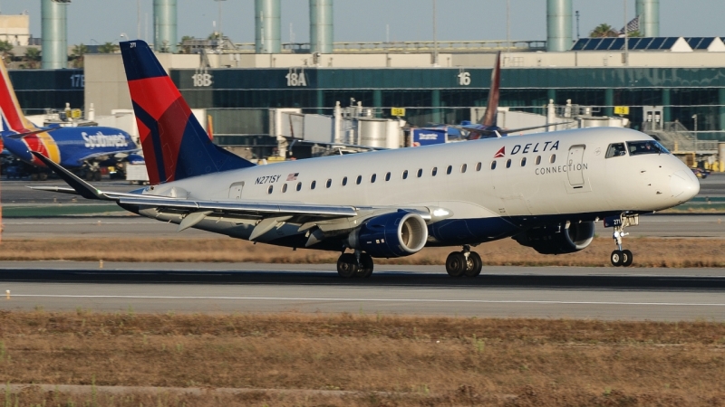 Photo of N271SY - Delta Connection Embraer E175 at LAX on AeroXplorer Aviation Database