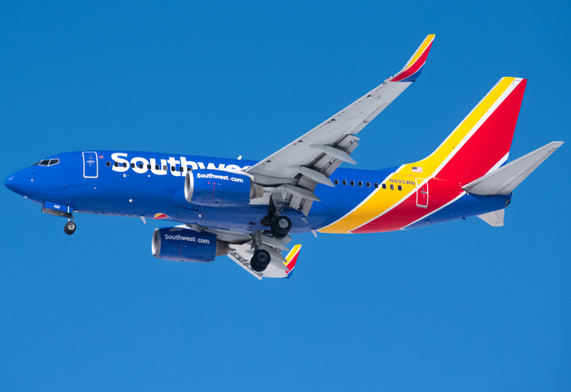 Photo of N495WN - Southwest Airlines Boeing 737-700 at DEN on AeroXplorer Aviation Database