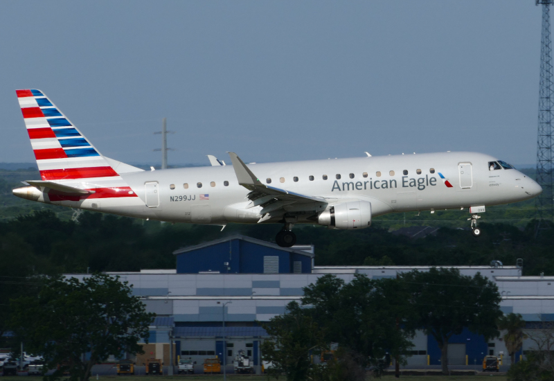Photo of N299JJ - American Eagle Embraer E175 at AUS on AeroXplorer Aviation Database