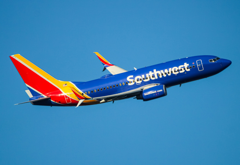 Photo of N940WN - Southwest Airlines Boeing 737-700 at BWI on AeroXplorer Aviation Database