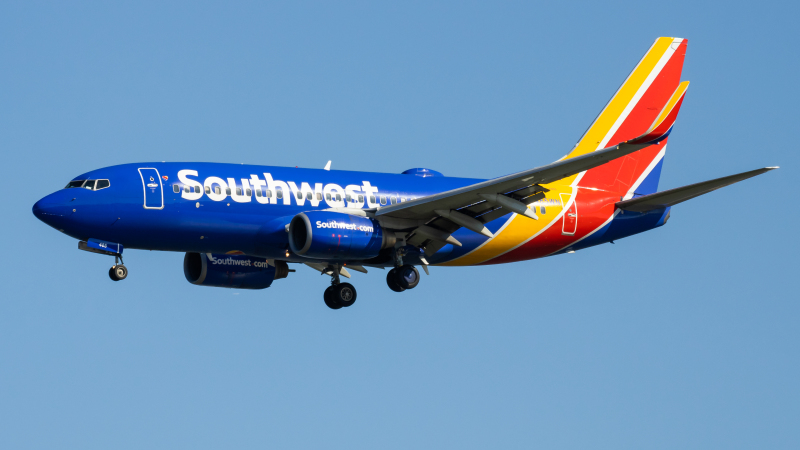 Photo of N485WN - Southwest Airlines Boeing 737-700 at DCA on AeroXplorer Aviation Database