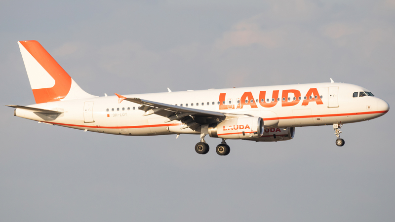 Photo of 9H-LOY - Lauda Air Airbus A320 at VIE on AeroXplorer Aviation Database