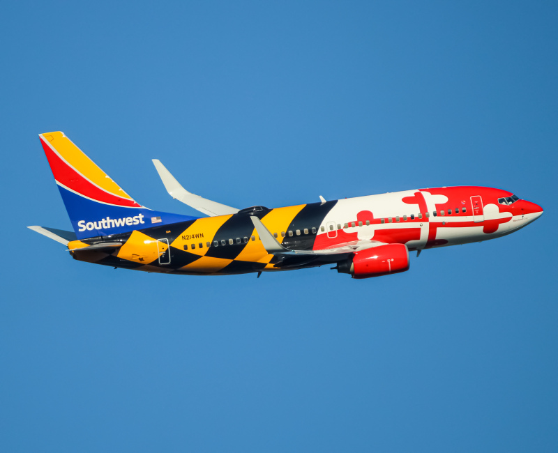 Photo of N214WN - Southwest Airlines Boeing 737-700 at BWI on AeroXplorer Aviation Database