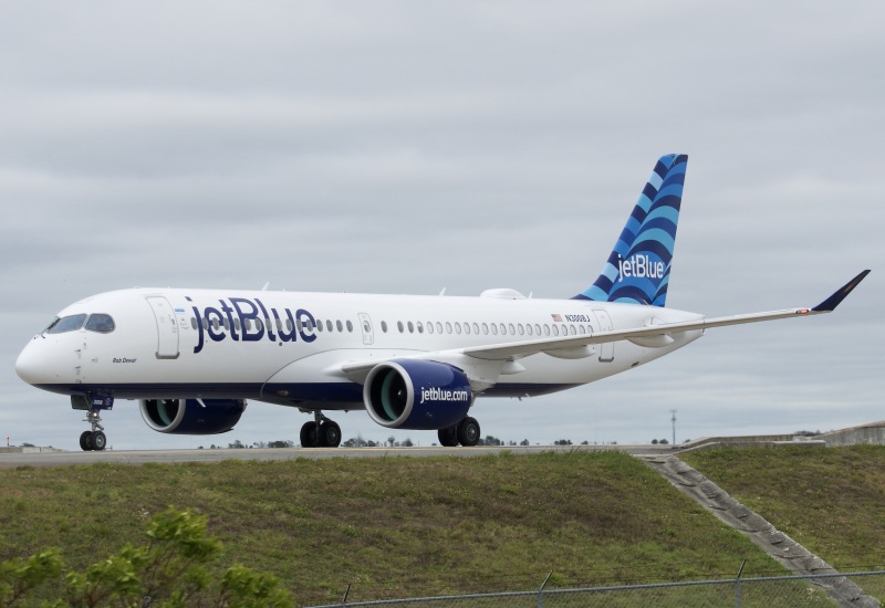 Photo of N3008J - JetBlue Airways Airbus A220-300 at MCO on AeroXplorer Aviation Database