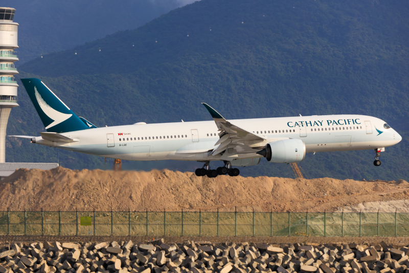 Photo of B-LQE - Cathay Pacific Airbus A350-900 at HKG on AeroXplorer Aviation Database