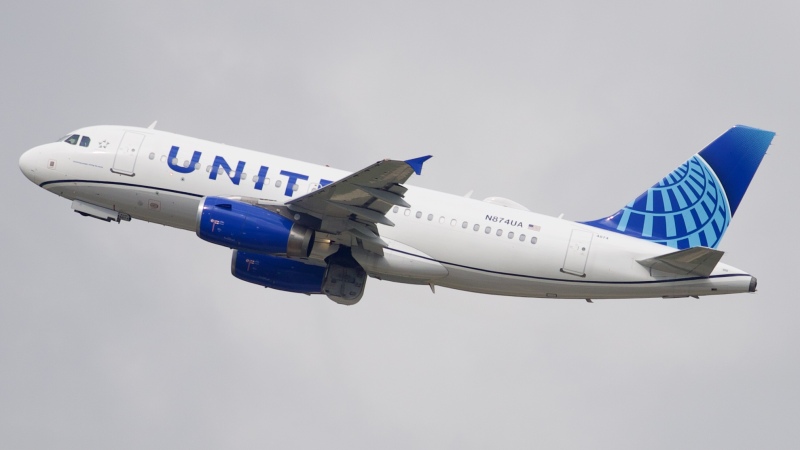 Photo of N874UA - United Airlines Airbus A319 at IAH on AeroXplorer Aviation Database