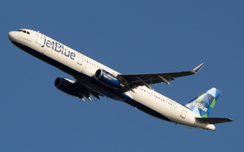 Photo of N969JT - JetBlue Airways Airbus A321-200 at JFK on AeroXplorer Aviation Database