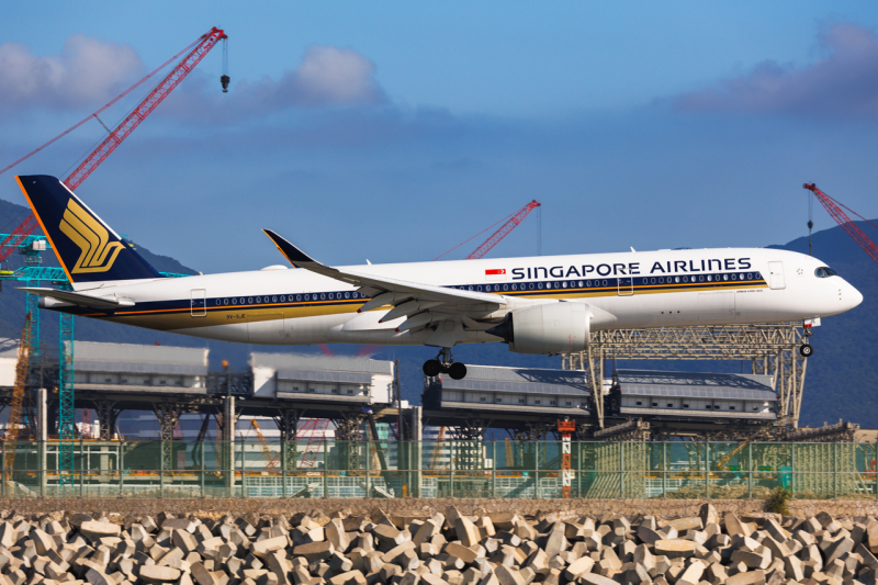 Photo of 9V-SJE - Singapore Airlines Airbus A350-900 at HKG on AeroXplorer Aviation Database