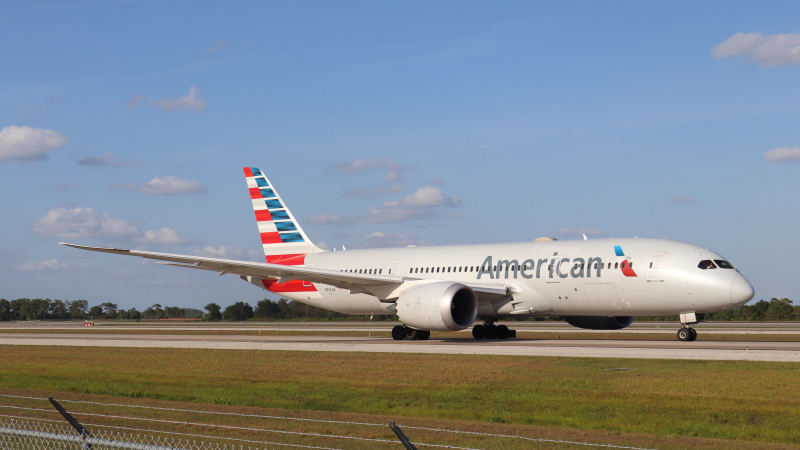 Photo of N815AA - American Airlines Boeing 787-8 at MCO on AeroXplorer Aviation Database