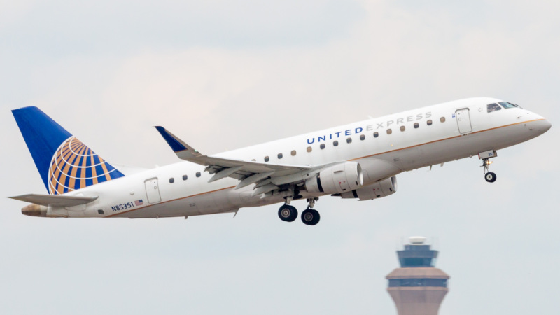 Photo of N85351 - United Express Embraer E175 at IAH on AeroXplorer Aviation Database