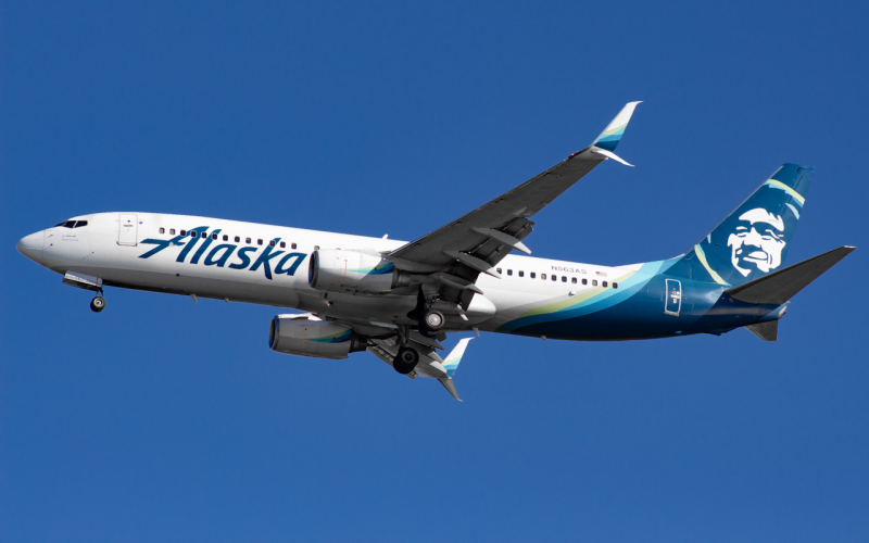 Photo of N563AS - Alaska Airlines Boeing 737-800 at TPA on AeroXplorer Aviation Database