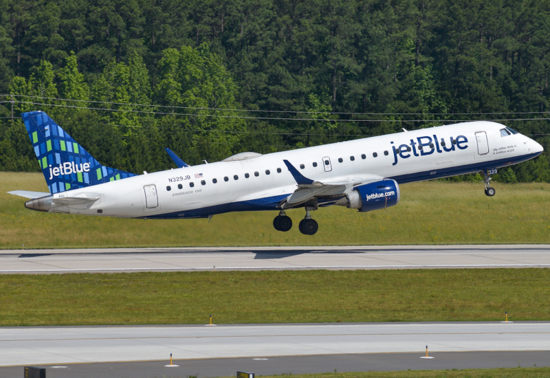 Photo of N329JB - JetBlue Airways Embraer E190AR at RDU on AeroXplorer Aviation Database