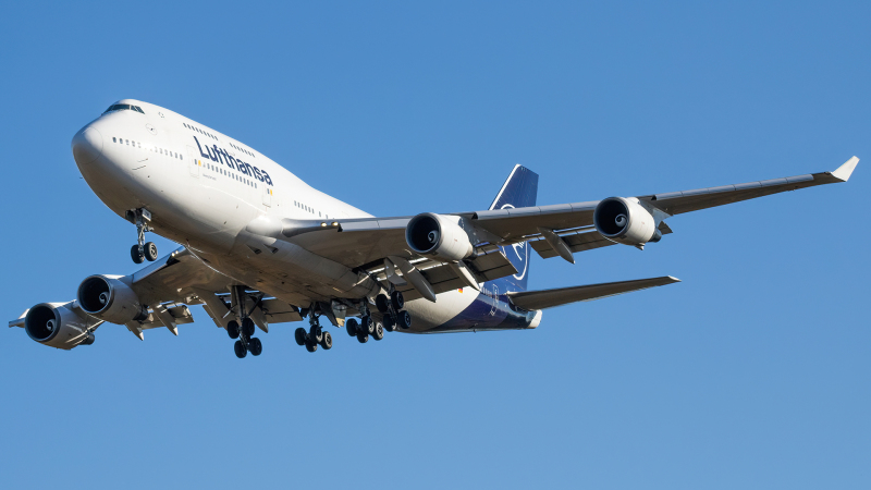 Photo of D-ABVM - Lufthansa Boeing 747-400 at IAD on AeroXplorer Aviation Database