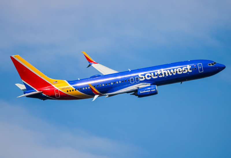 Photo of N8529Z - Southwest Airlines Boeing 737-800 at BWI on AeroXplorer Aviation Database
