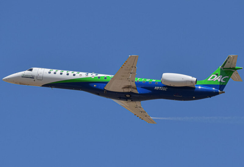 Photo of N972DC - Denver Air Connection Embraer ERJ145 at DEN on AeroXplorer Aviation Database