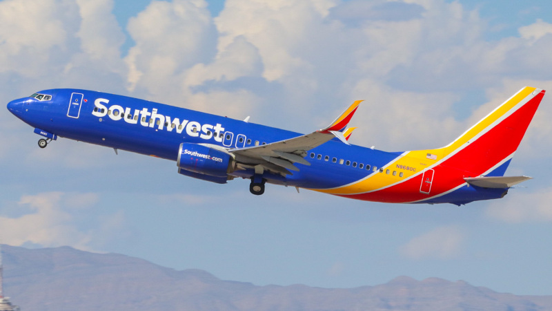 Photo of N8680C - Southwest Airlines Boeing 737-800 at LAS on AeroXplorer Aviation Database