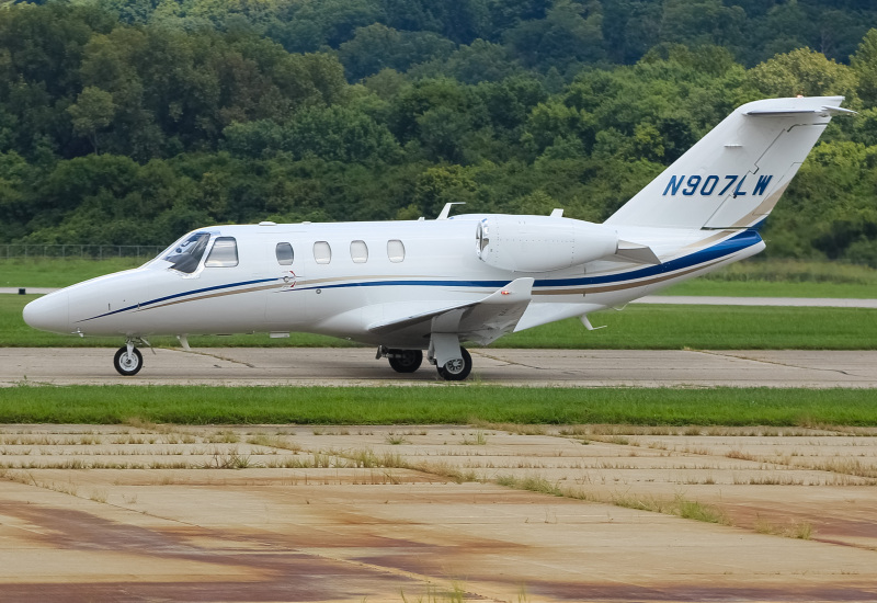 Photo of N907LW - PRIVATE  Cessna Citation 525 at LUK on AeroXplorer Aviation Database