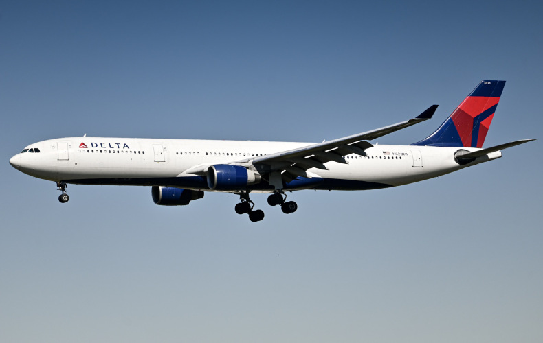 Photo of N821NW - Delta Airlines Airbus A330-300 at ATL on AeroXplorer Aviation Database