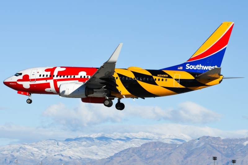 Photo of N214WN - Southwest Airlines Boeing 737-700 at LAS on AeroXplorer Aviation Database