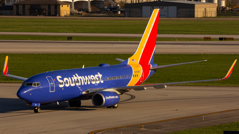 Photo of N451WN - Southwest Airlines Boeing 737-700 at CMH on AeroXplorer Aviation Database
