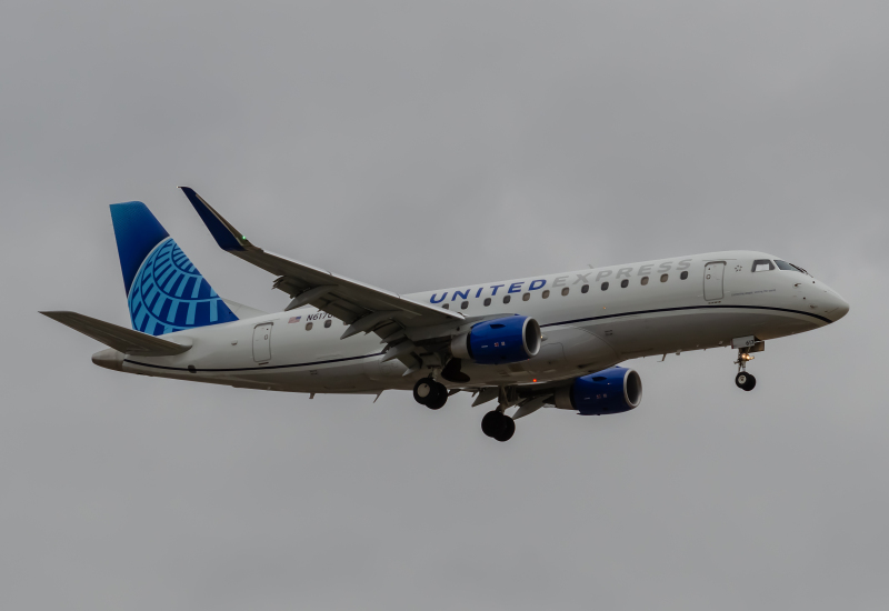 Photo of N617UX - United Airlines Embraer E175 at ORD on AeroXplorer Aviation Database