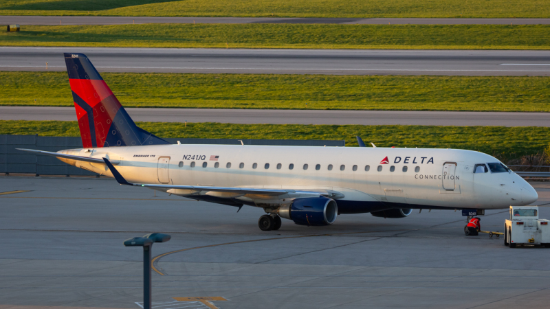 Photo of N241JQ - Delta Connection Embraer E170 at CMH on AeroXplorer Aviation Database