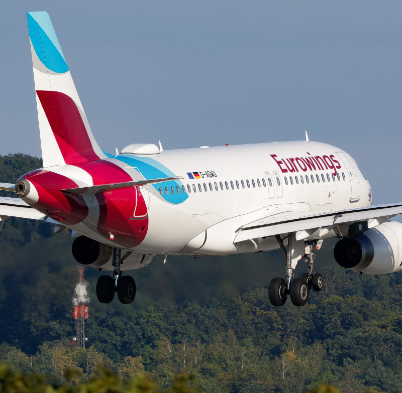 Photo of D-AGWU - Eurowings Airbus A319 at ZRH on AeroXplorer Aviation Database