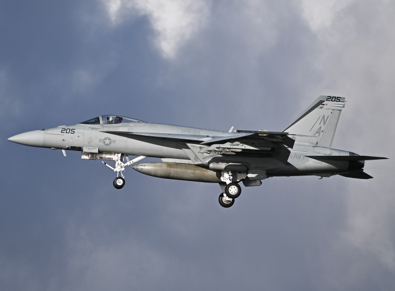 Photo of 170305 - USN - United States Navy Boeing F/A-18E/F Super Hornet at NZY on AeroXplorer Aviation Database