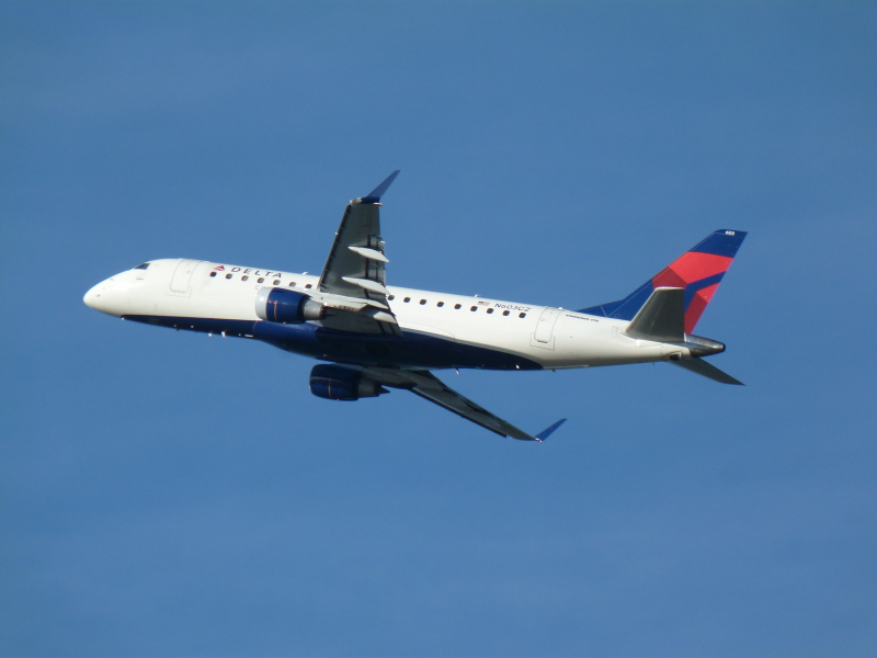 Photo of N603CZ - Delta Connection Embraer E175 at PDX on AeroXplorer Aviation Database