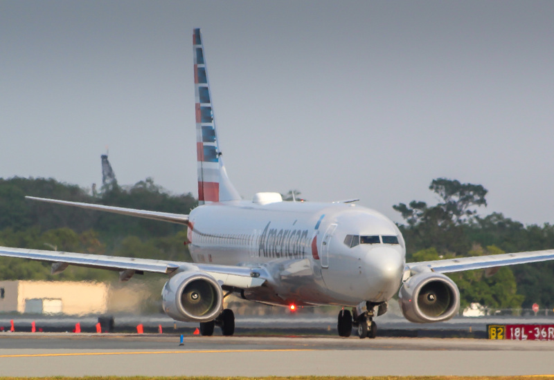Photo of N809NN - American Airlines Boeing 737-800 at MCO on AeroXplorer Aviation Database