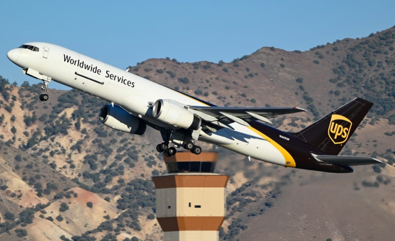 Photo of N469UP - United Parcel Service Boeing 757-200F at RNO on AeroXplorer Aviation Database