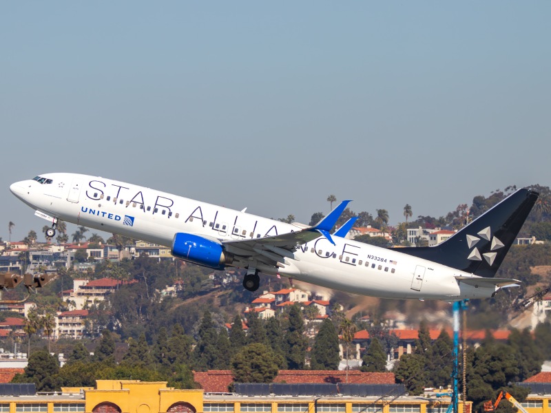 Photo of N33284 - United Airlines Boeing 737-800 at SAN on AeroXplorer Aviation Database