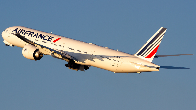 Photo of F-GSQK - Air France Boeing 777-300ER at SFO on AeroXplorer Aviation Database